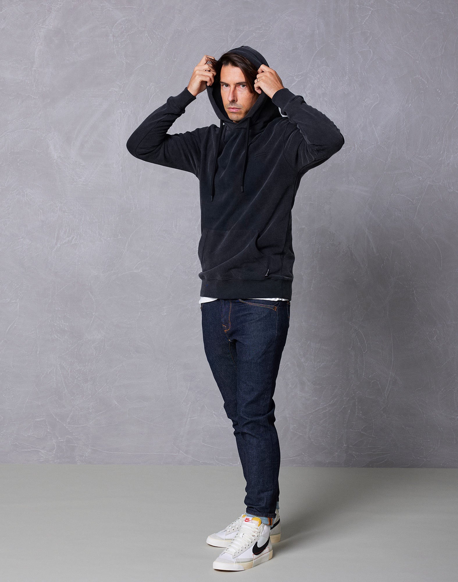 sweat a capuche plainfinnblack PULLIN en coton