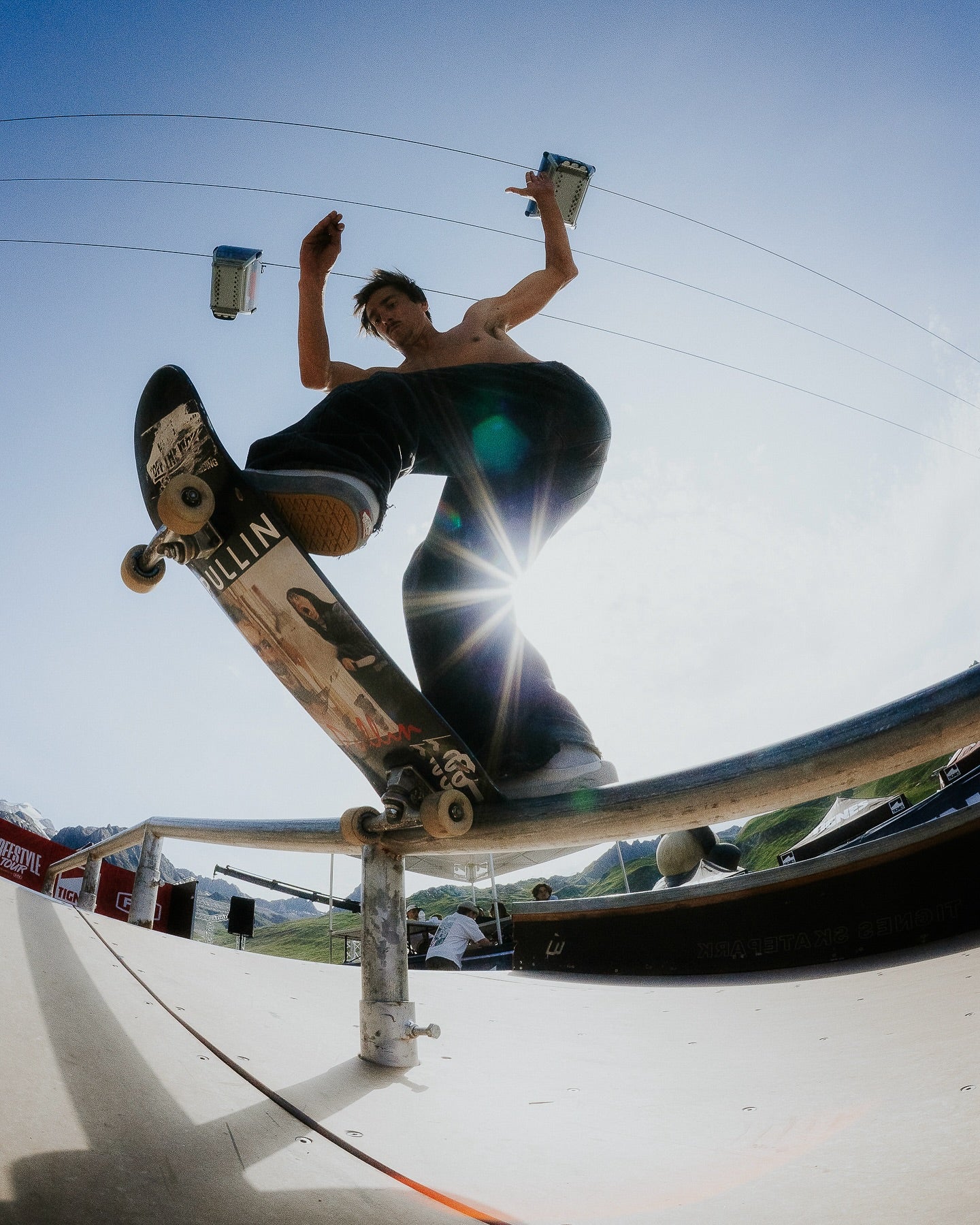 Official PULLIN store