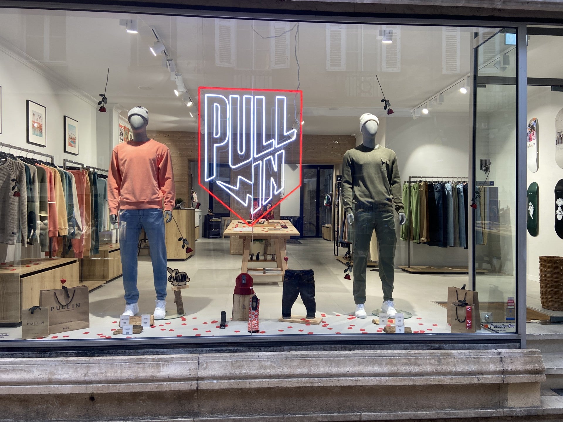 Pullin Pro Our stores | PULLIN