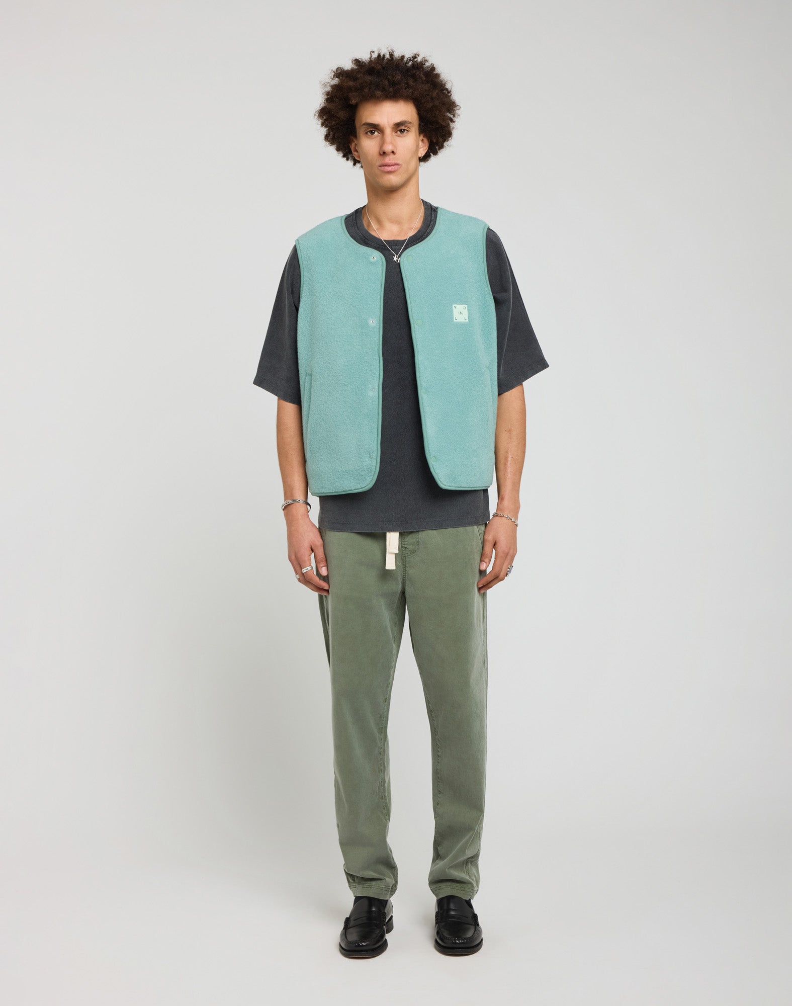 BLUE SLEEVELESS VEST