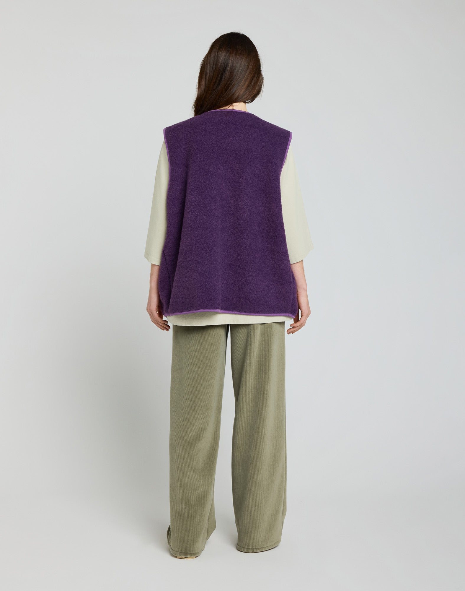 PURPLE SLEEVE VEST