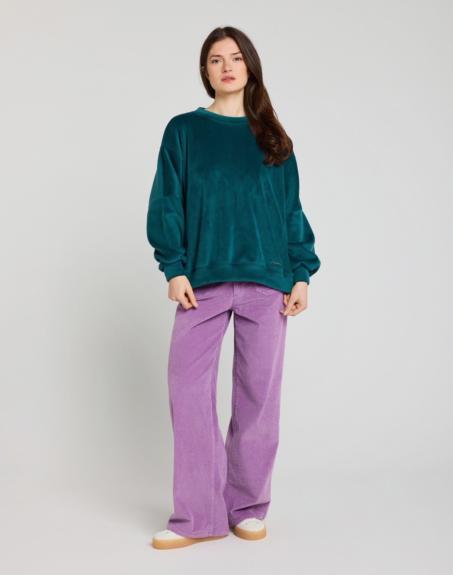 EVA SWEATSHIRT