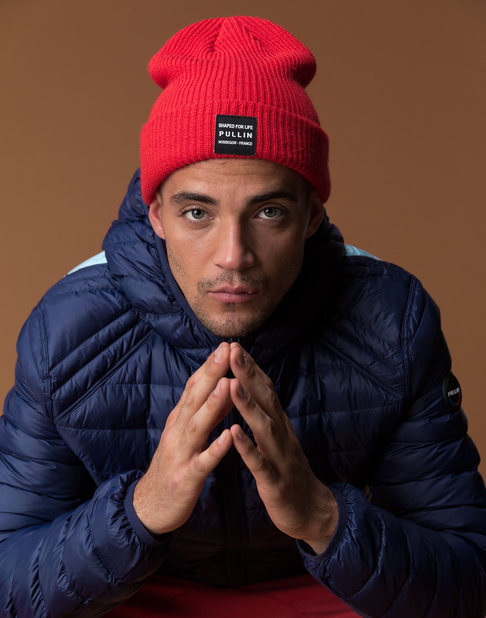 beanie falcored PULLIN en acrylic