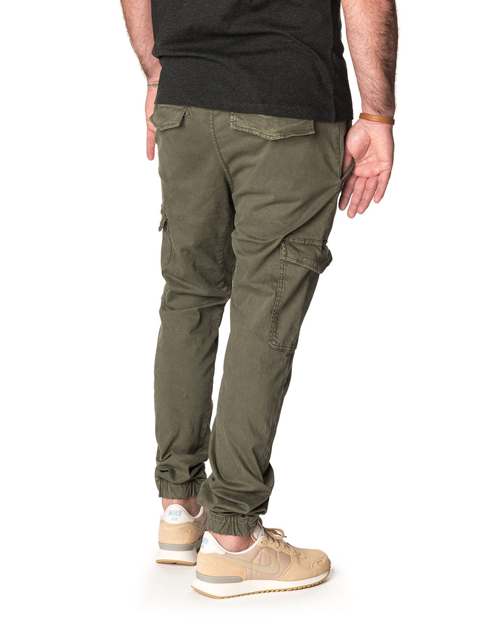 dening cargo cedar PULLIN