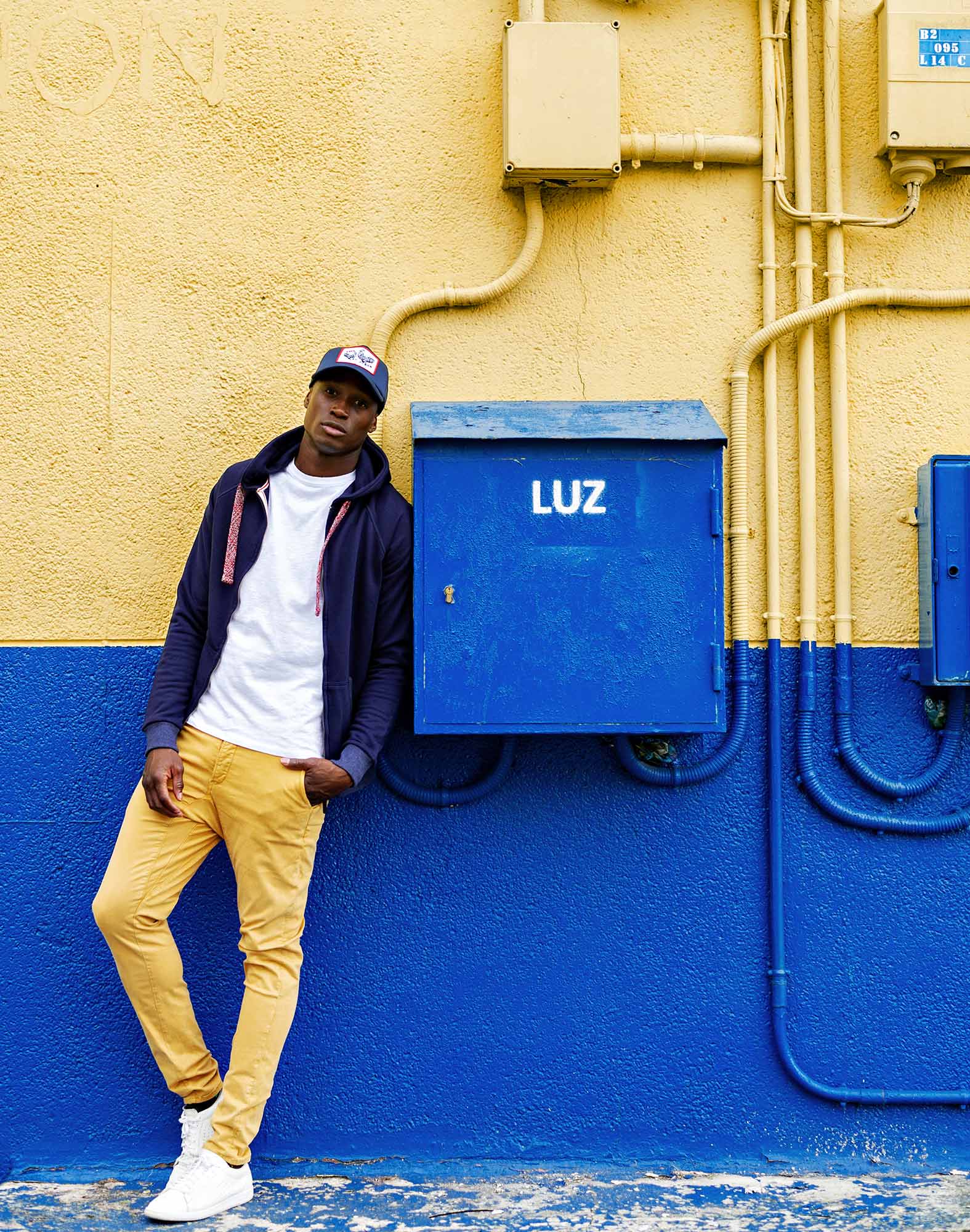 sweat a capuche corpnavy PULLIN en coton