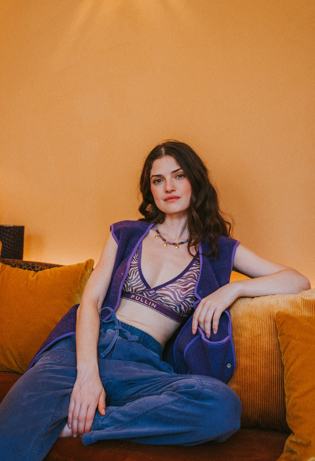 PURPLE SLEEVE VEST